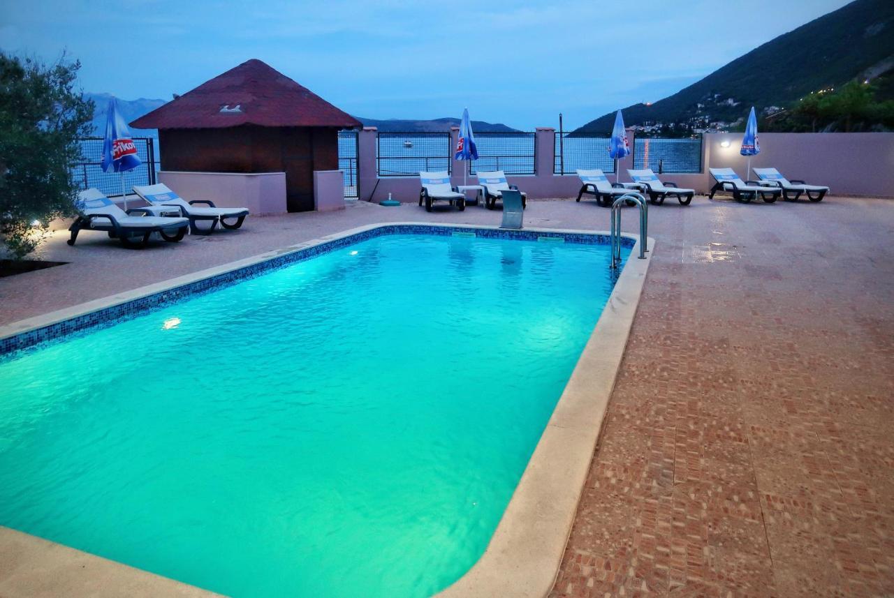 Apartments Maxi Katic Herceg Novi Ngoại thất bức ảnh